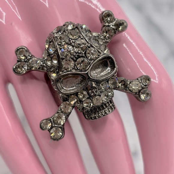 Crystal Skull Chunky Ring‎ - Picture 3 of 7